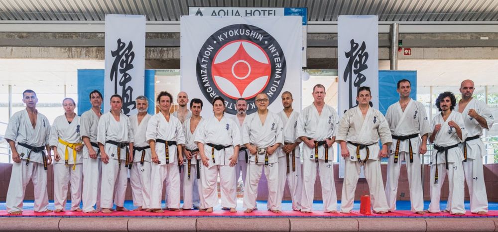 L'équipe française lors du stage de karaté Kyokushinkai en espagne