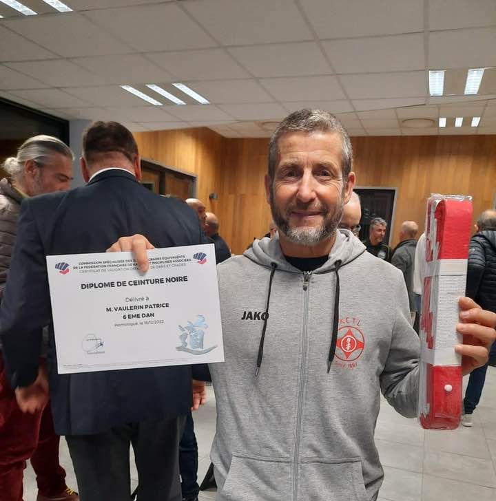 Shihan VAULERIN promu 6e dan FFKDA