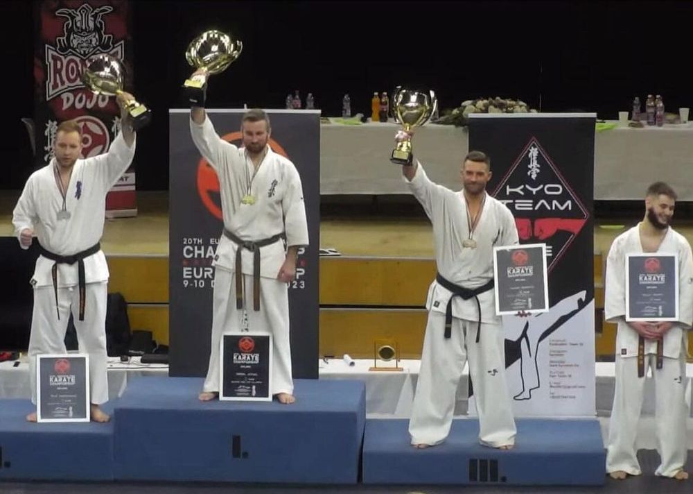 Maxime DEMEAUTIS 3e au championnats d'Europe de karaté Kyokushinkai en Hongrie