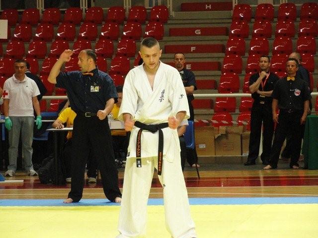 25ème Championnat d'Europe officiel Kyokushinkai Kata et Kumité Padova 2011...