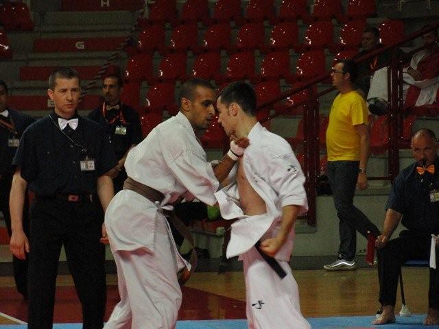 25ème Championnat d'Europe officiel Kyokushinkai Kata et Kumité Padova 2011...