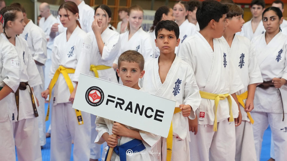Ayrton Hannart s’illustre à l'Open d'Autriche de karaté Kyokushinkai